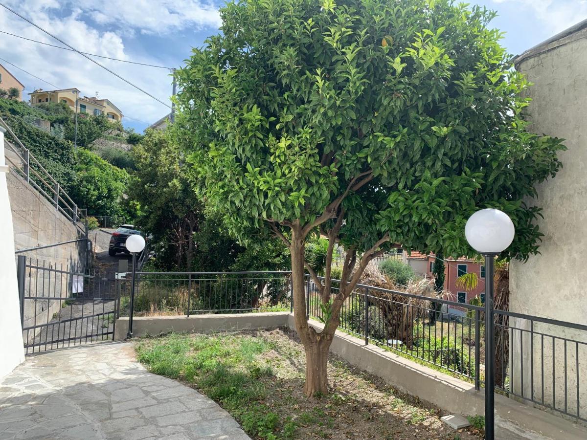 Willa Casa Indipendente Vista Mare Con Giardino Magliolo Zewnętrze zdjęcie