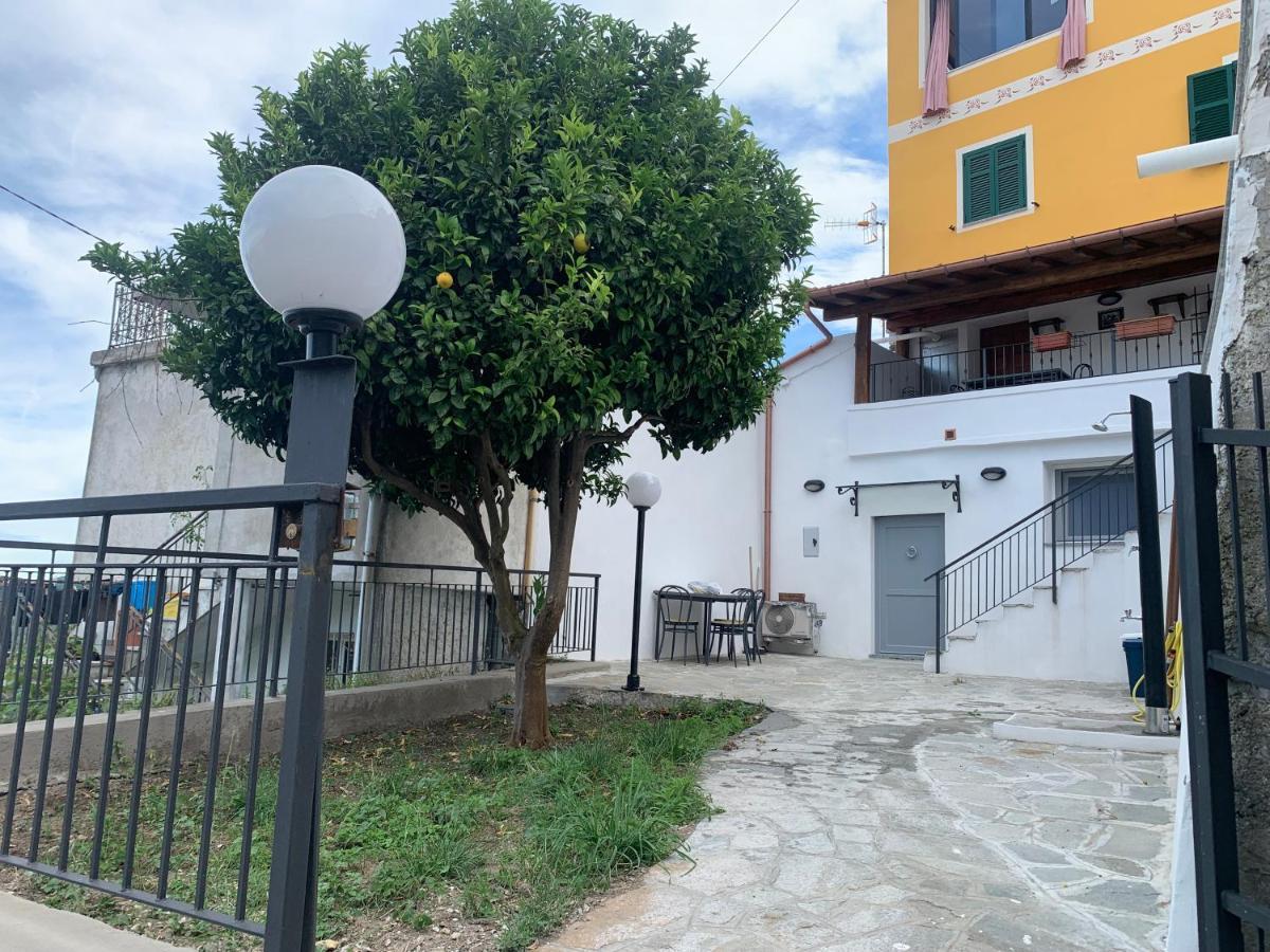 Willa Casa Indipendente Vista Mare Con Giardino Magliolo Zewnętrze zdjęcie